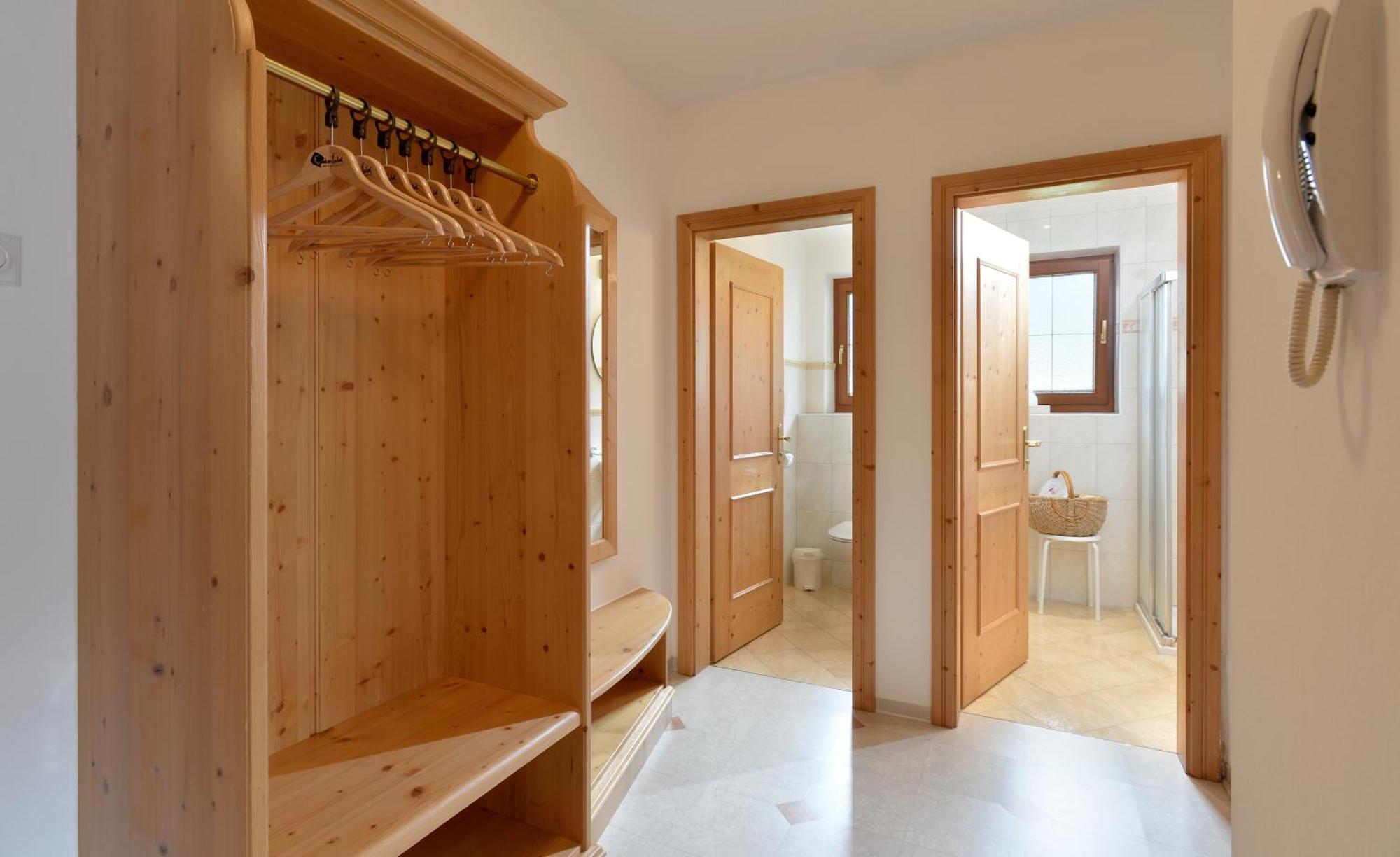 Apparthotel Ederfeld Mayrhofen Ruang foto