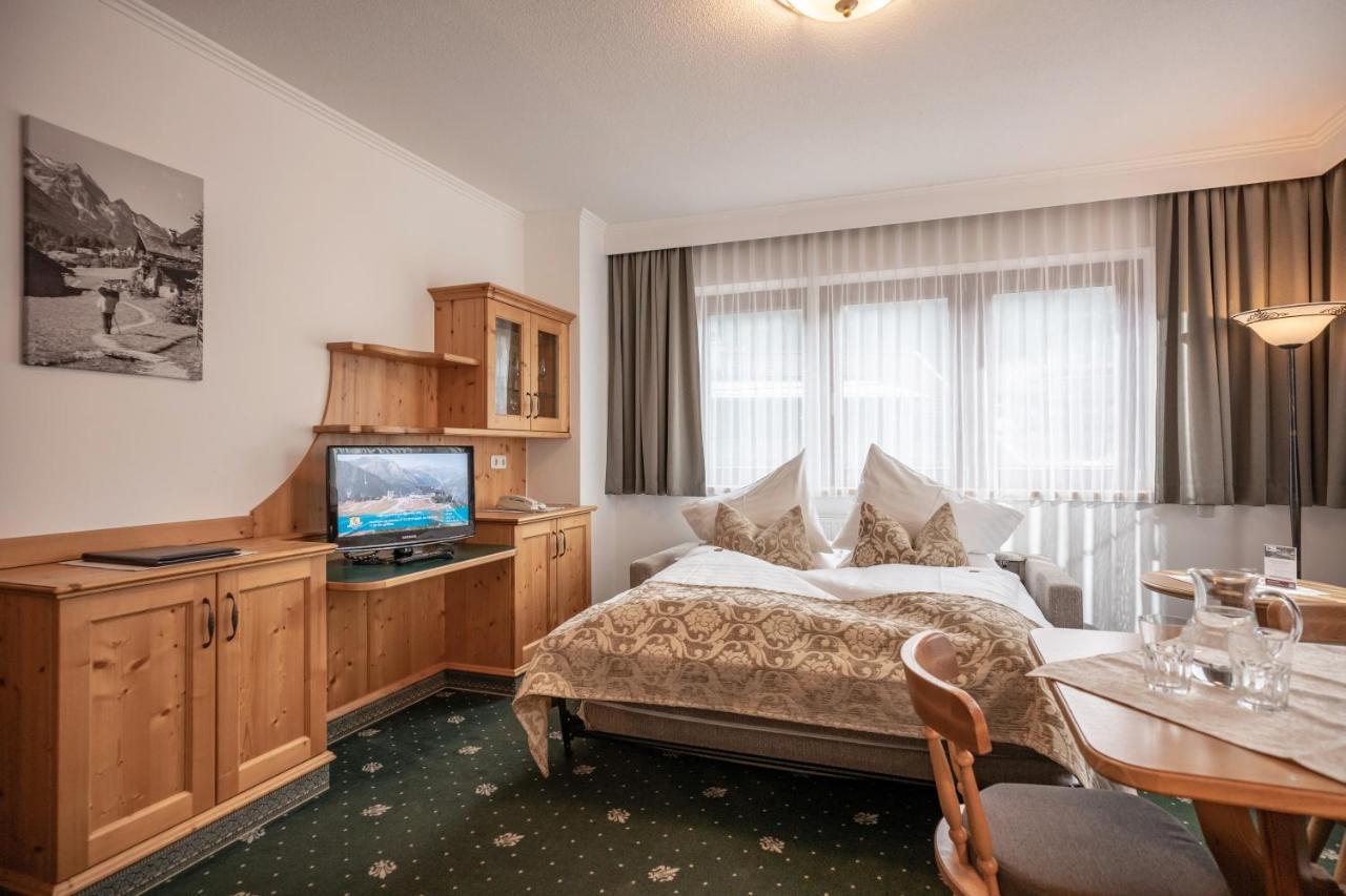 Apparthotel Ederfeld Mayrhofen Bagian luar foto